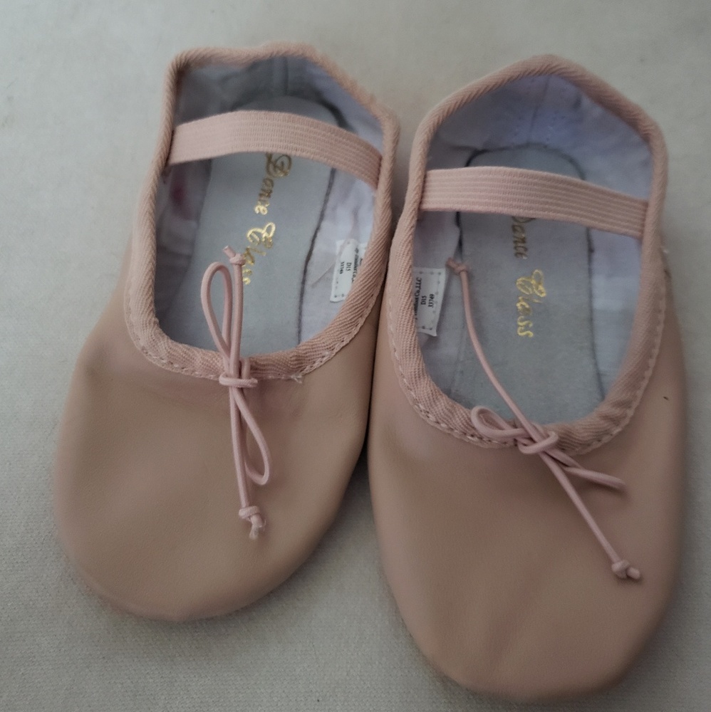 Dance Class ballet pink ballet shoes 9.5